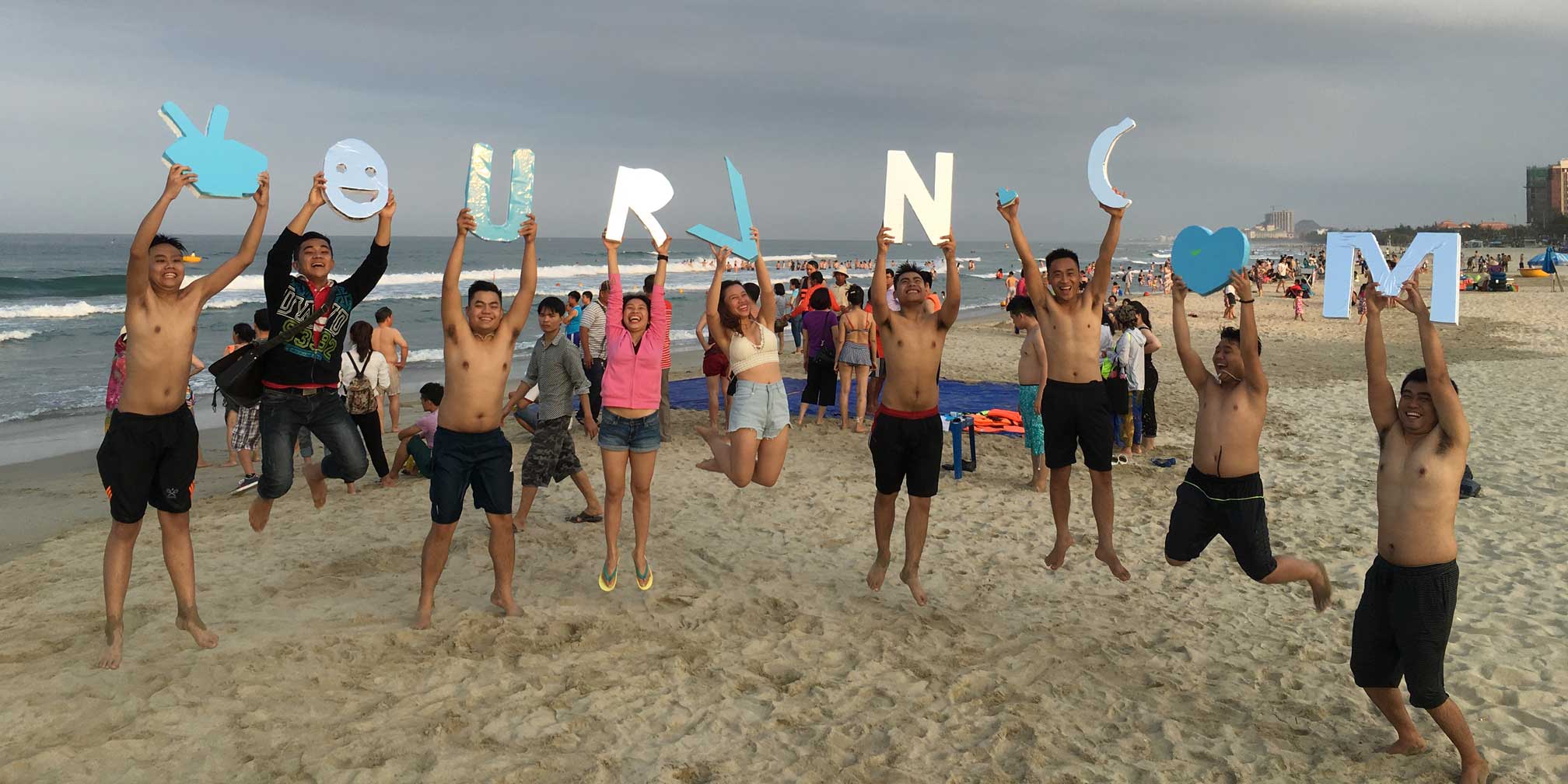 Da Nang beach scene